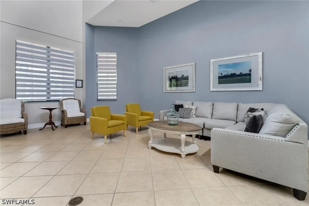 1557 Birdie Drive Naples FL 34120