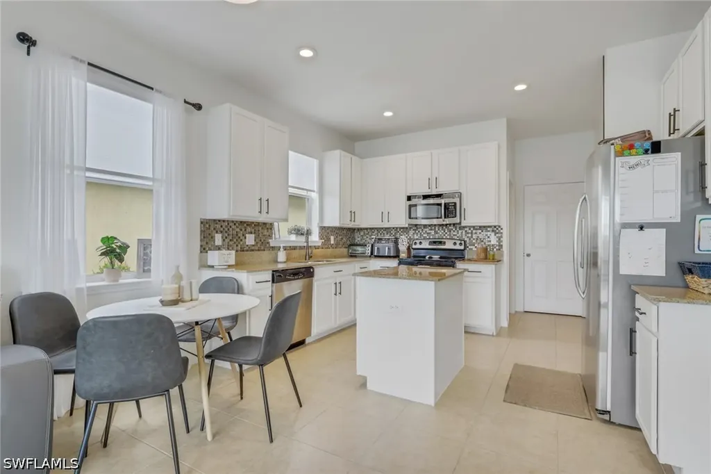 1557 Birdie Drive Naples FL 34120