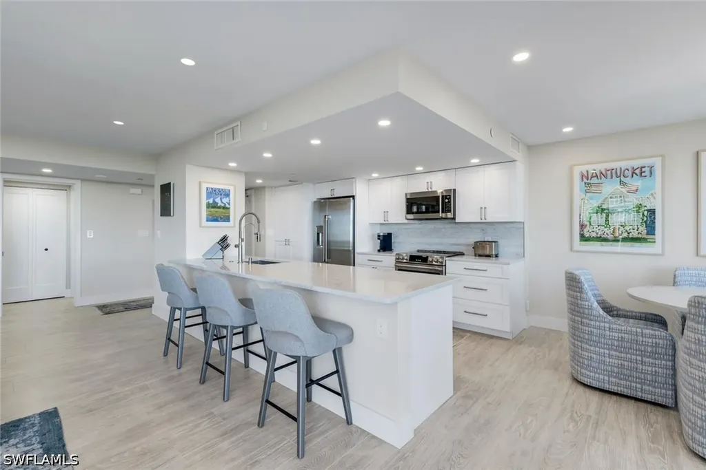 6101 Pelican Bay Boulevard Naples FL 34108