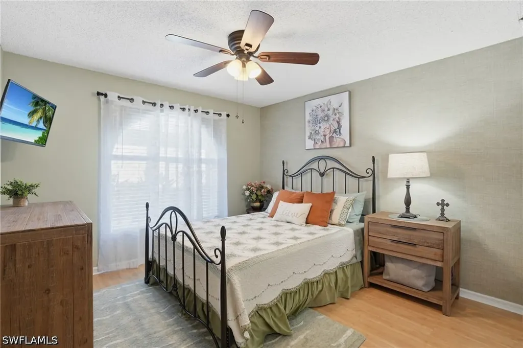 800 New Waterford Drive Naples FL 34104