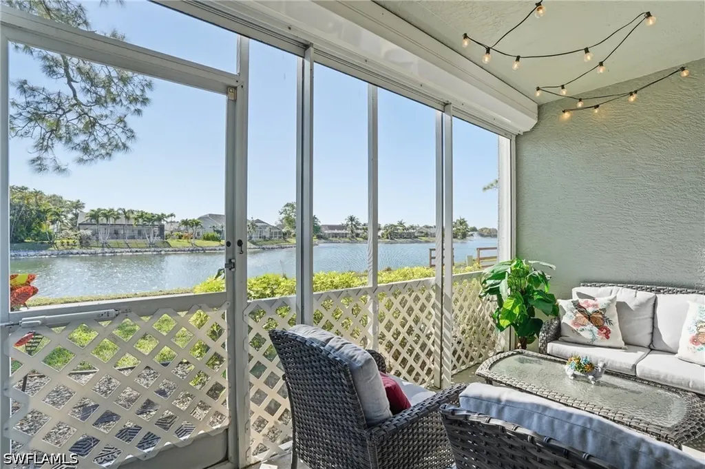 800 New Waterford Drive Naples FL 34104