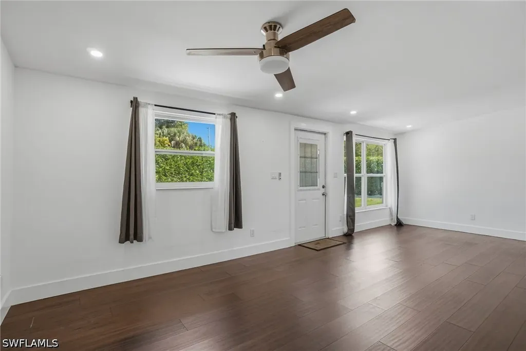 2300 Estey Avenue Naples FL 34104