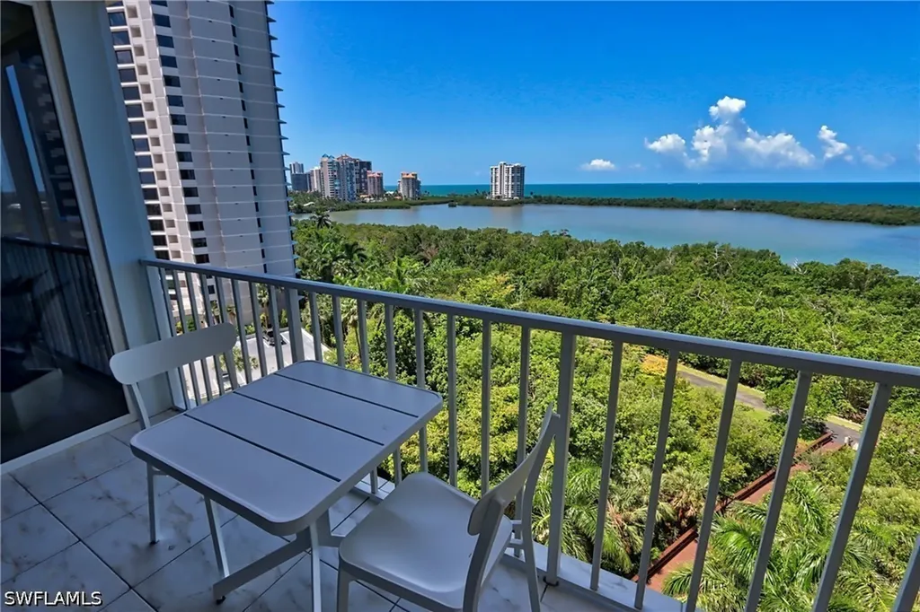 5550 Heron Point Drive Naples FL 34108