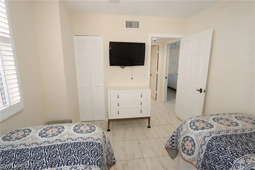 5550 Heron Point Drive Naples FL 34108