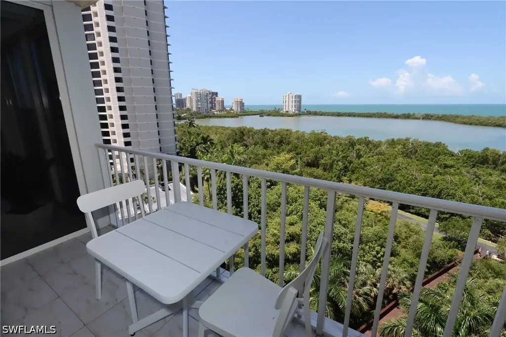 5550 Heron Point Drive Naples FL 34108
