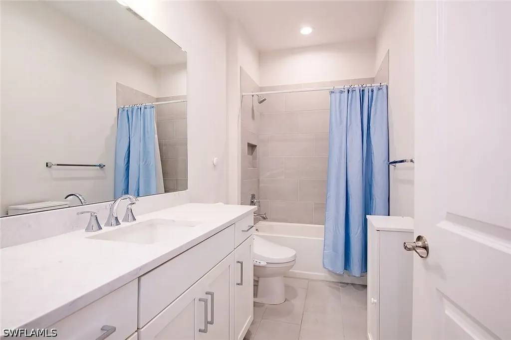 2409 Ariane Drive Naples FL 34112