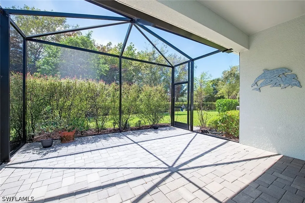 2409 Ariane Drive Naples FL 34112