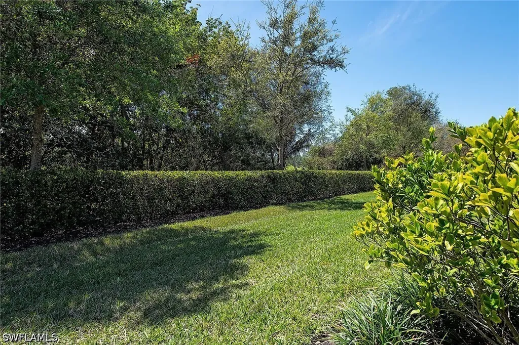 2409 Ariane Drive Naples FL 34112