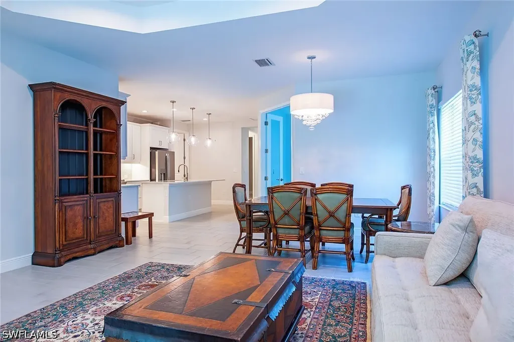 2409 Ariane Drive Naples FL 34112