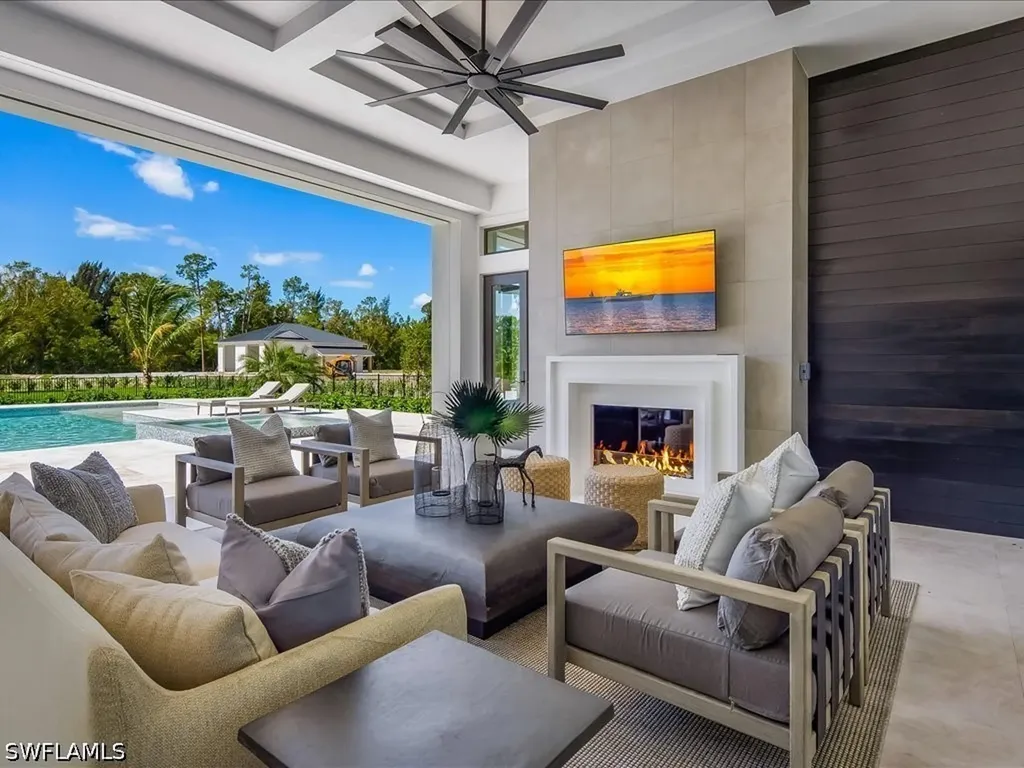 6462 Daniels Road Naples FL 34109