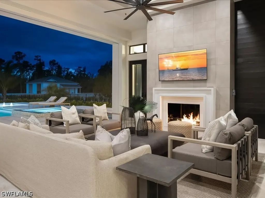 6462 Daniels Road Naples FL 34109