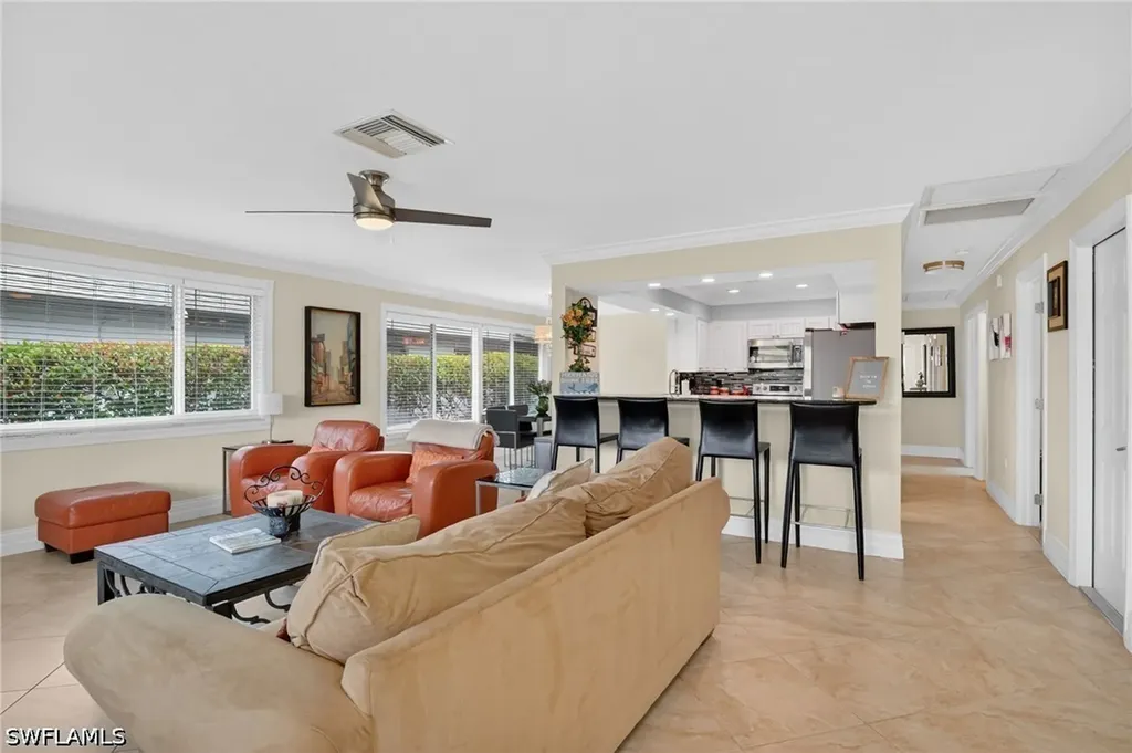 533 98th Avenue N Naples FL 34108