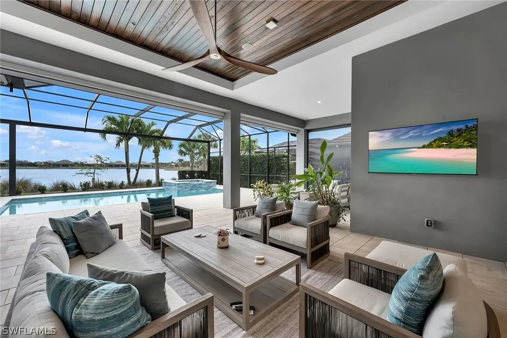6184 Antigua Way Naples FL 34113