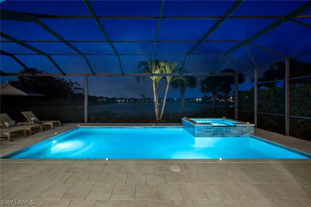 6184 Antigua Way Naples FL 34113