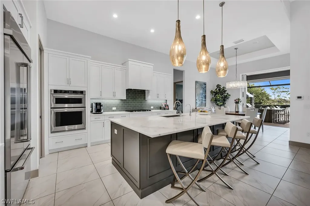 6184 Antigua Way Naples FL 34113
