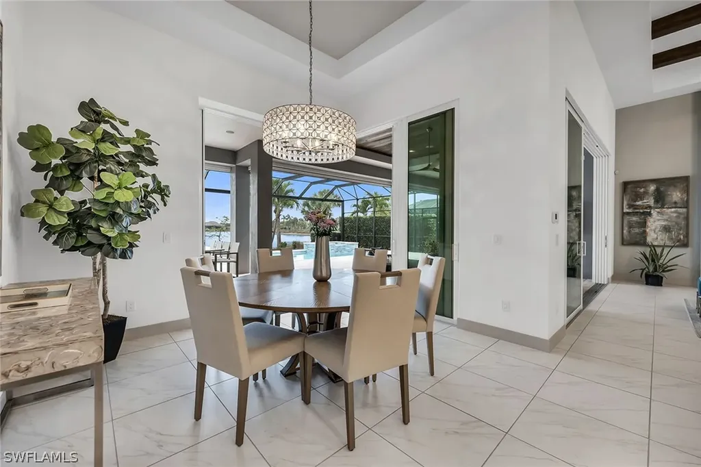 6184 Antigua Way Naples FL 34113