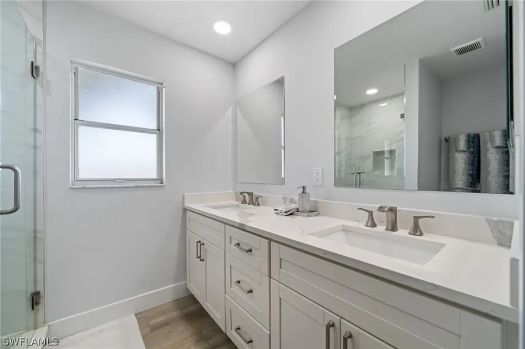822 Gulf Pavilion Drive Naples FL 34108