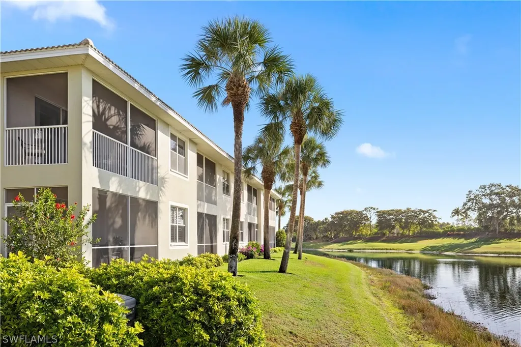 2290 Carrington Court Naples FL 34109