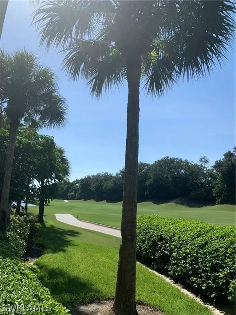 2290 Carrington Court Naples FL 34109