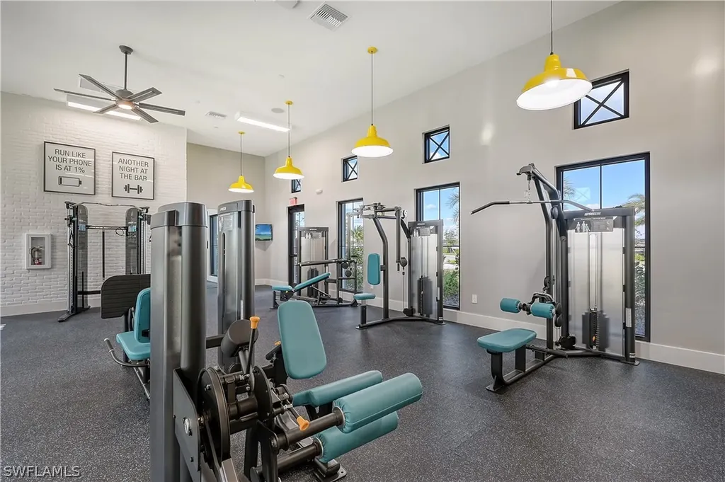 4243 Pegasus Way Naples FL 34120