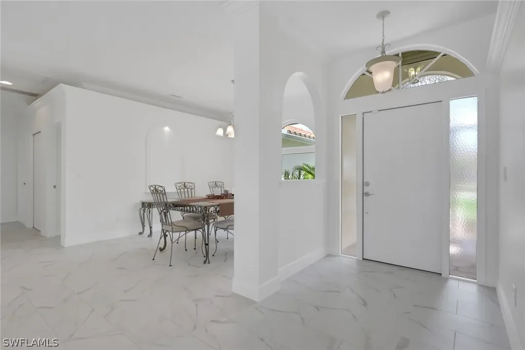 8995 Lely Island Circle Naples FL 34113