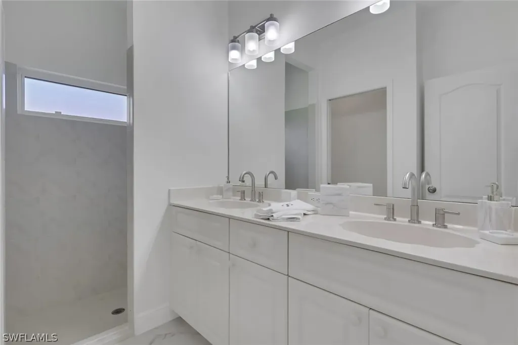8995 Lely Island Circle Naples FL 34113