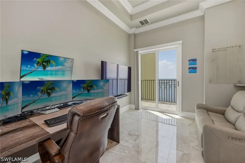 2797 1st Street Fort Myers FL 33916