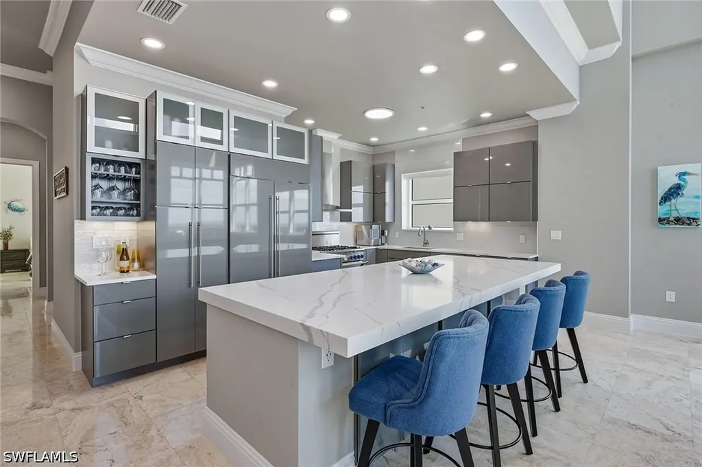 2797 1st Street Fort Myers FL 33916