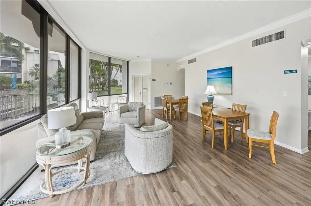 788 Park Shore Drive Naples FL 34103