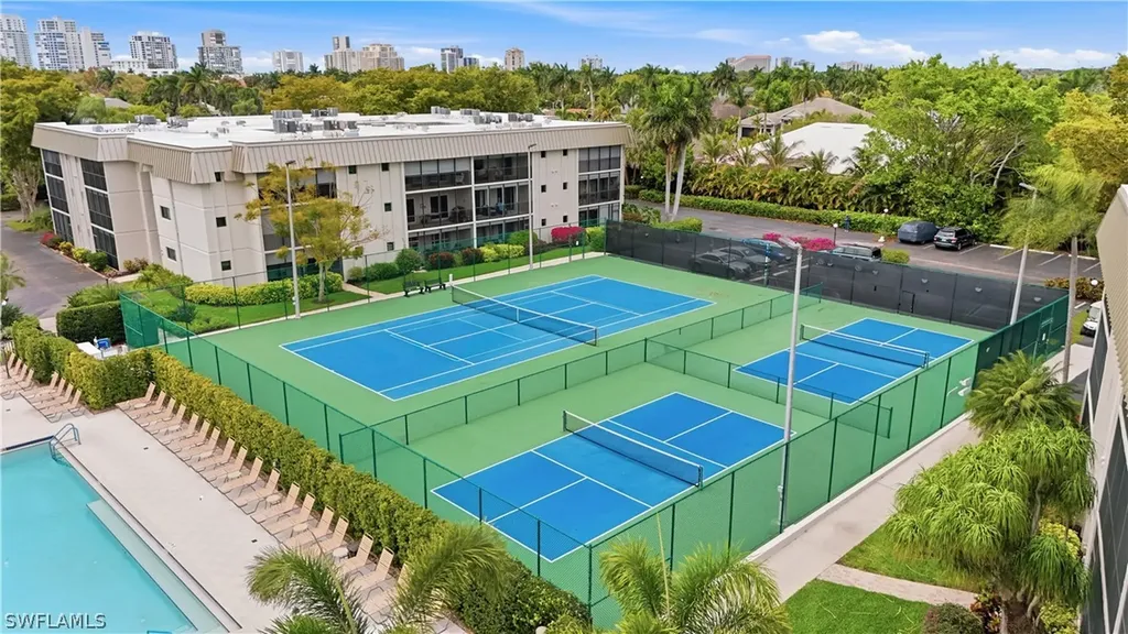 788 Park Shore Drive Naples FL 34103