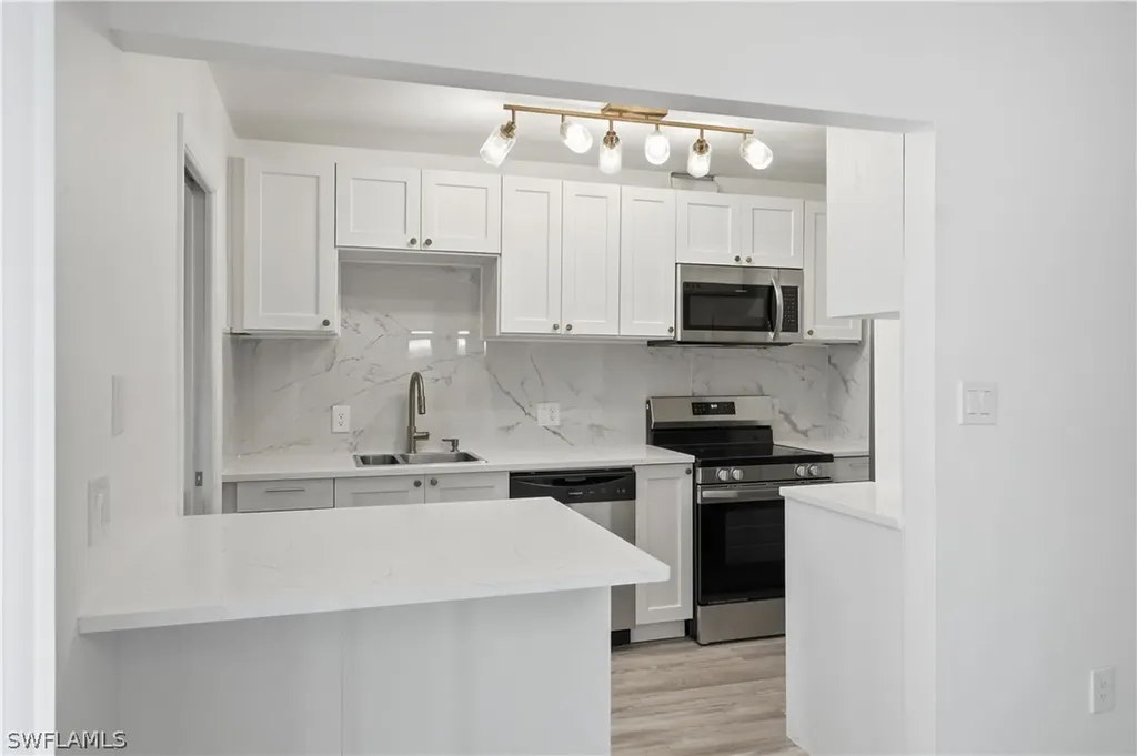 788 Park Shore Drive Naples FL 34103