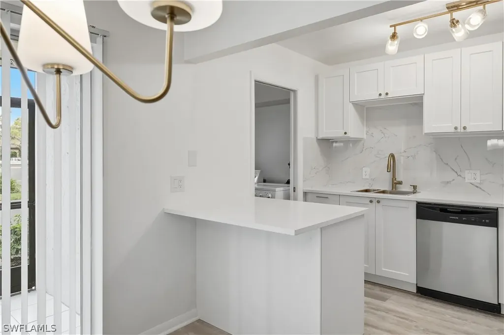 788 Park Shore Drive Naples FL 34103