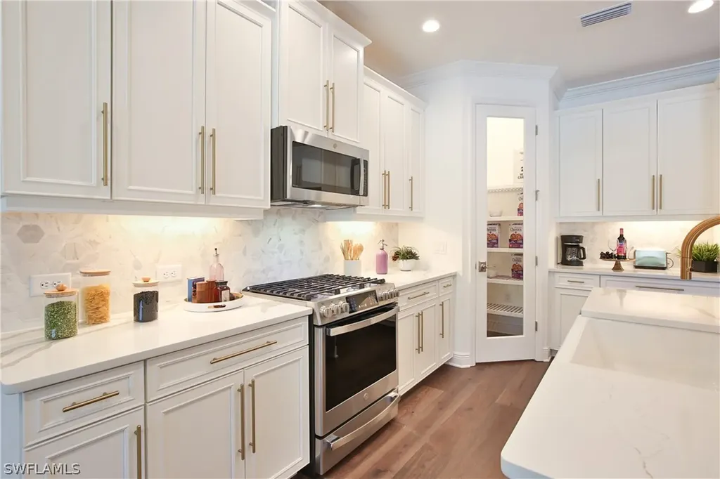 4235 Pegasus Way Naples FL 34120