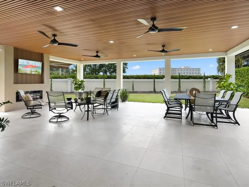 13560 Mandarin Circle Naples FL 34109