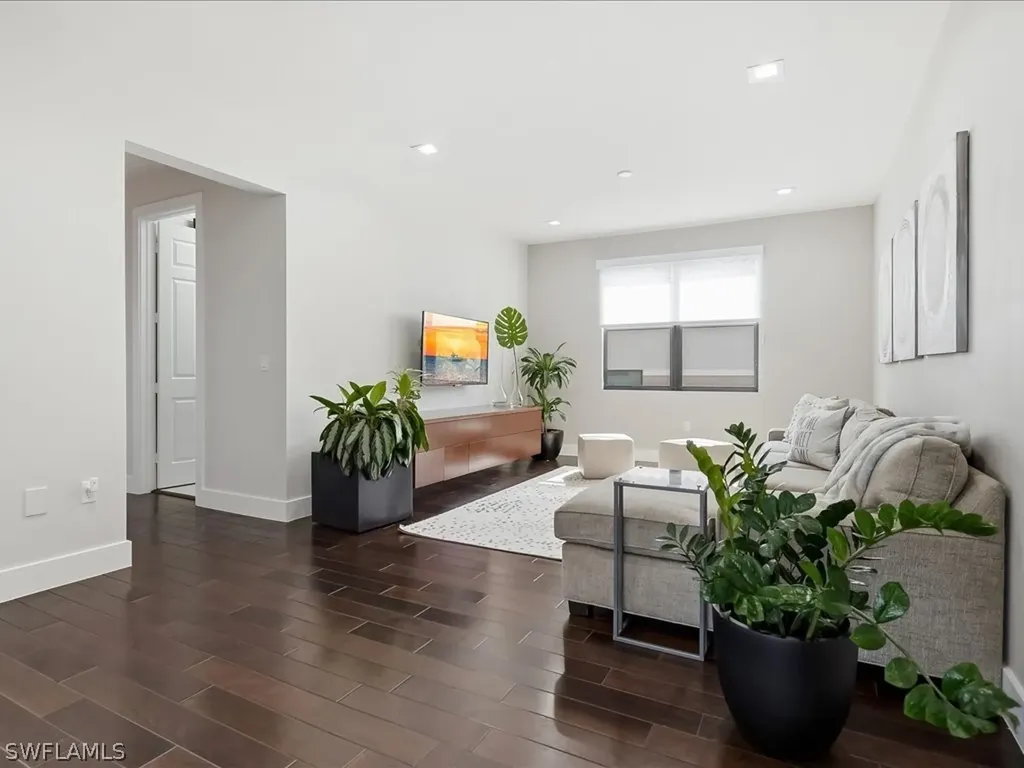 13560 Mandarin Circle Naples FL 34109