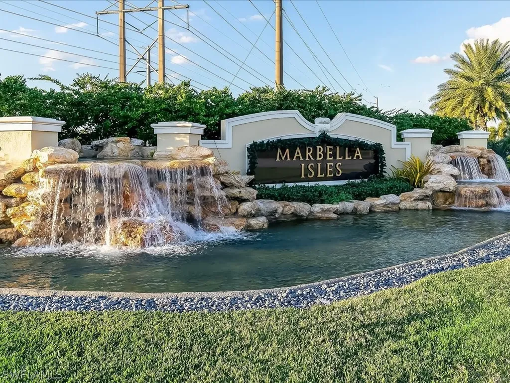 13560 Mandarin Circle Naples FL 34109