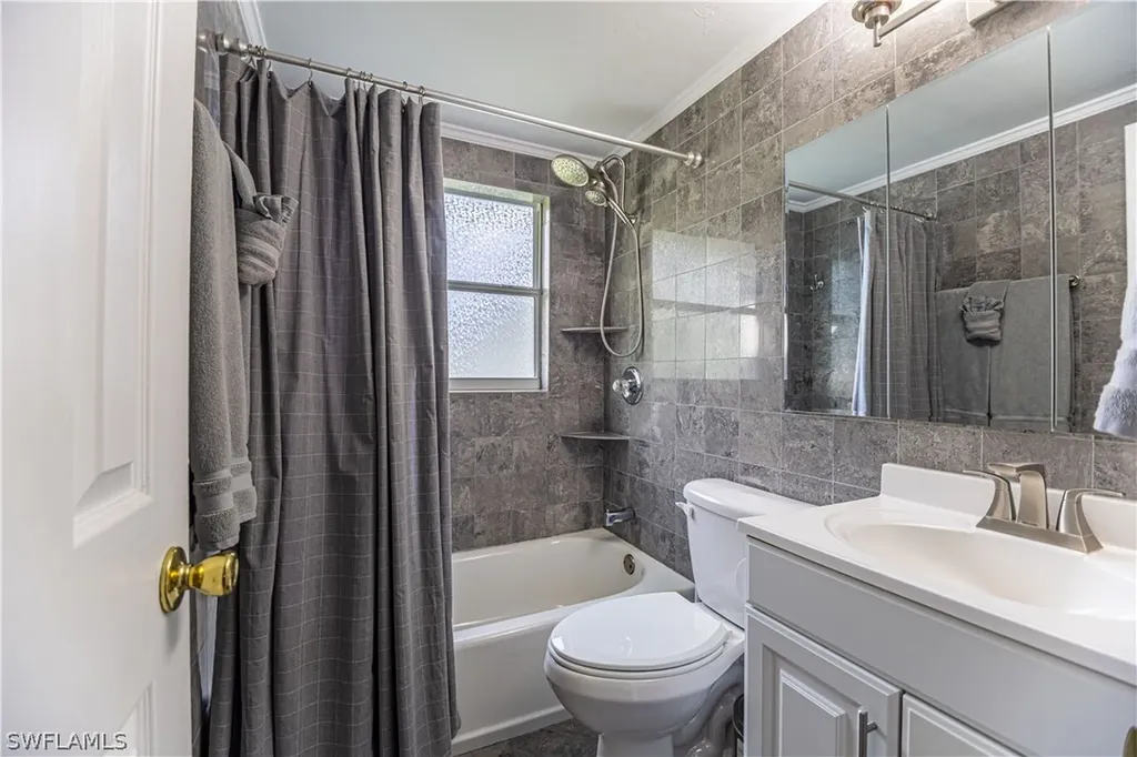 4567 San Antonio Lane Bonita Springs FL 34134