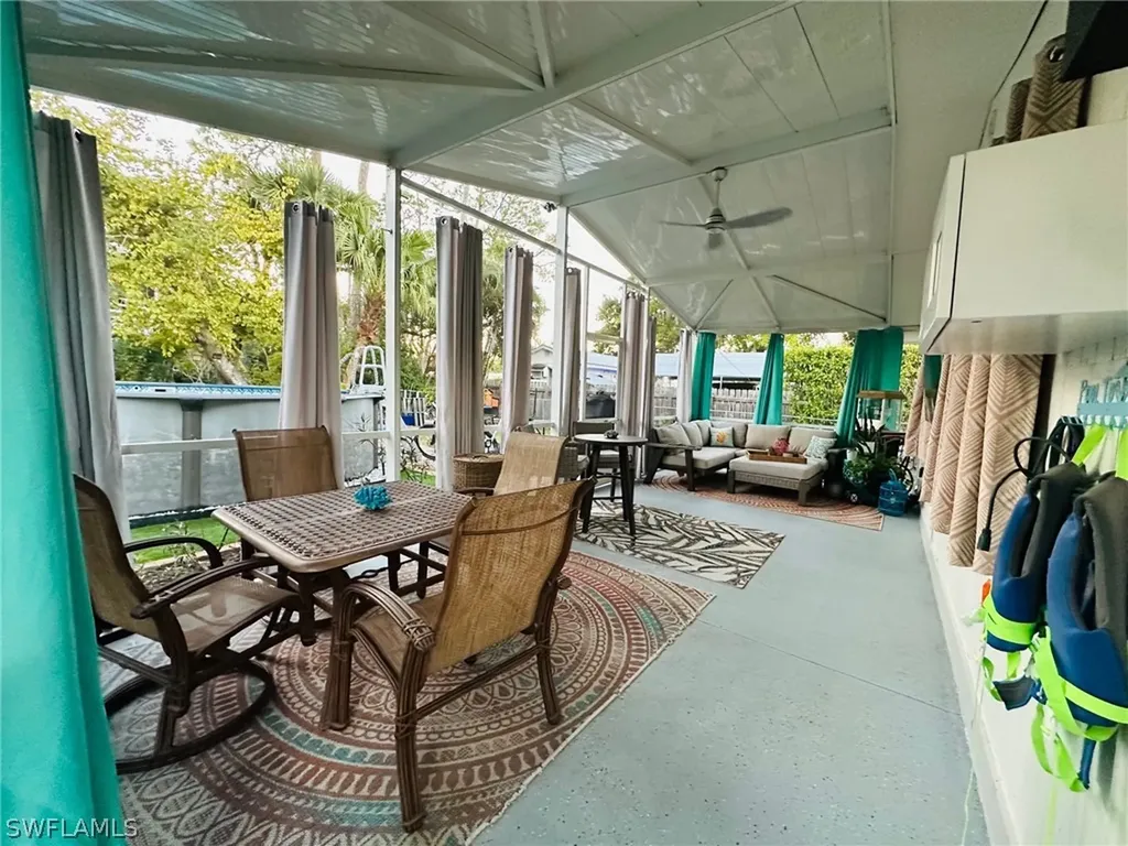 3323 Guilford Court Naples FL 34112