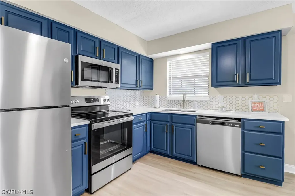3325 Airport Road N Naples FL 34105