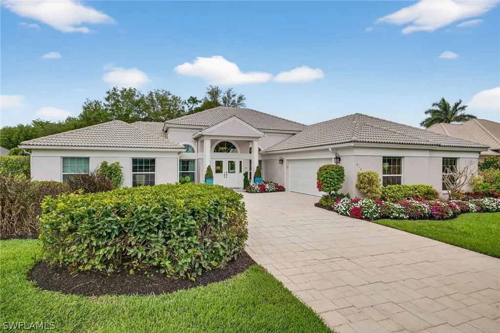 812 Tallow Tree Court Naples FL 34108