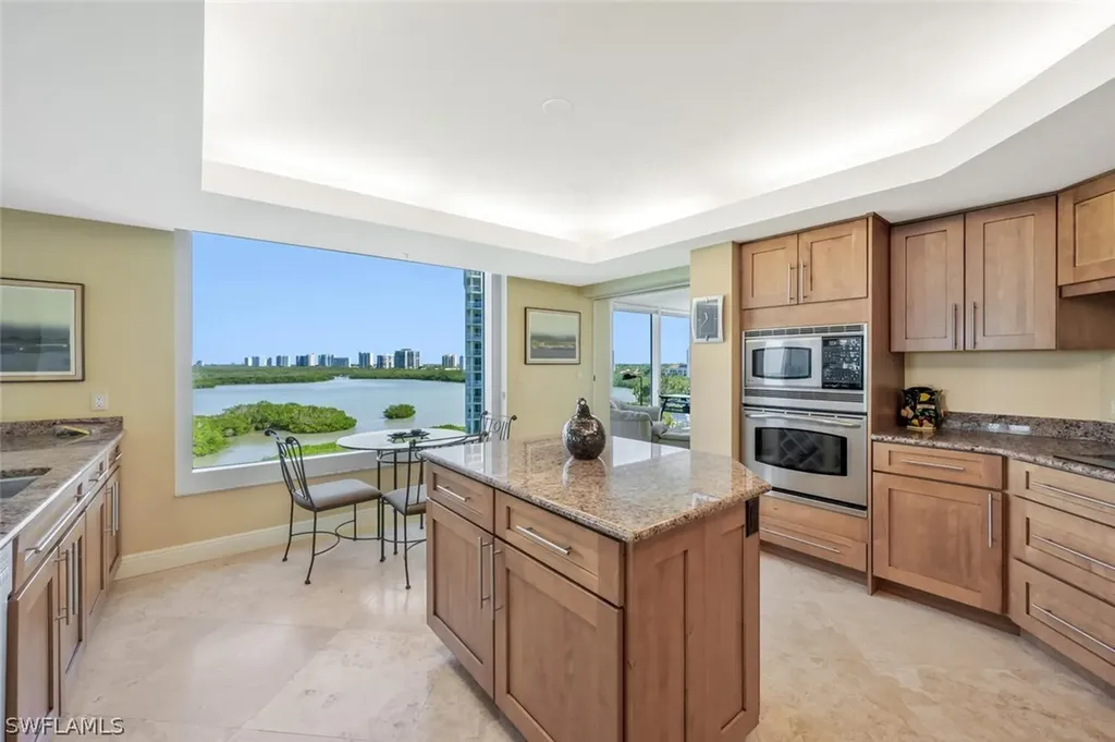 20 Seagate Drive Naples FL 34103