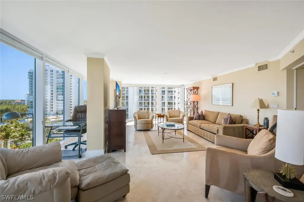 20 Seagate Drive Naples FL 34103