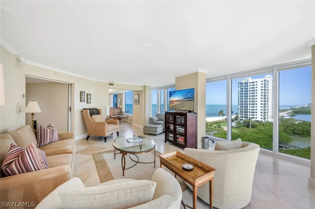 20 Seagate Drive Naples FL 34103