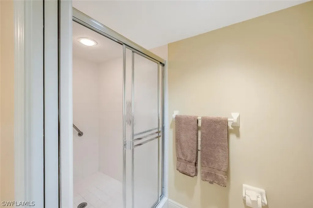 20 Seagate Drive Naples FL 34103