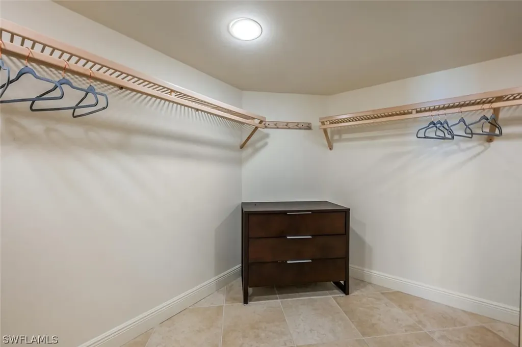 20 Seagate Drive Naples FL 34103