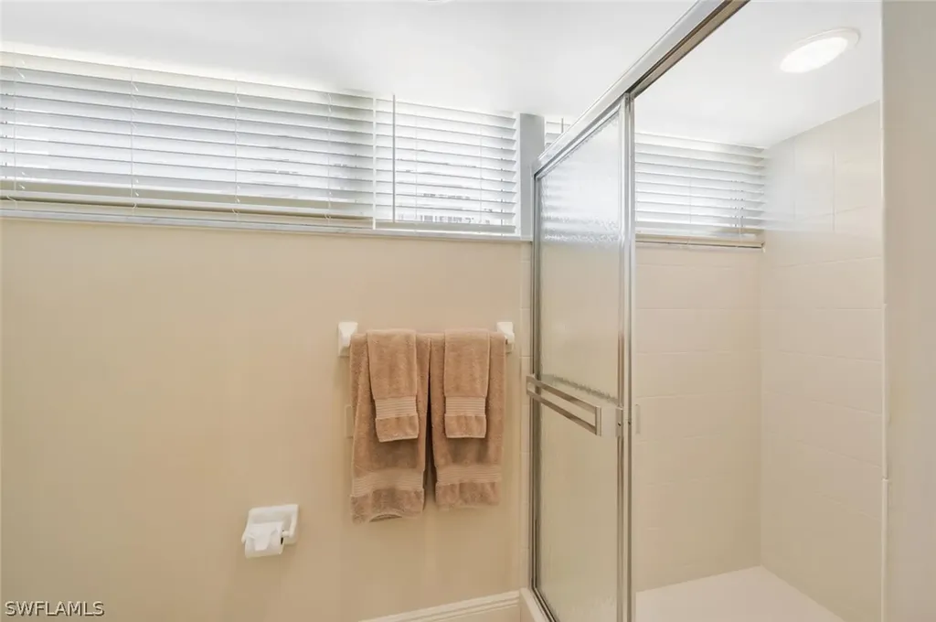 20 Seagate Drive Naples FL 34103