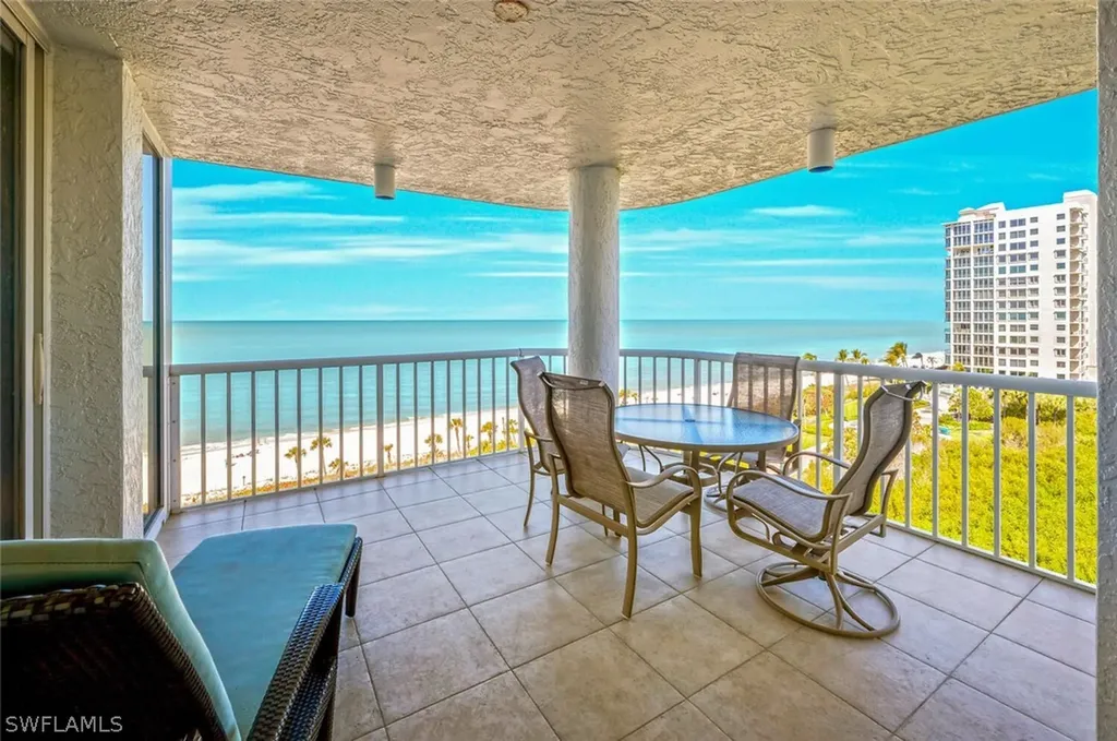 20 Seagate Drive Naples FL 34103