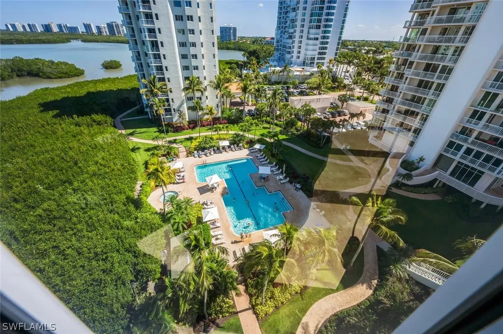 20 Seagate Drive Naples FL 34103