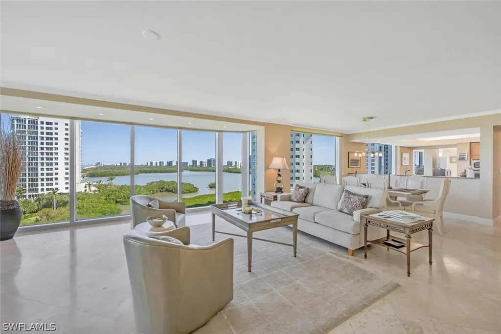 20 Seagate Drive Naples FL 34103