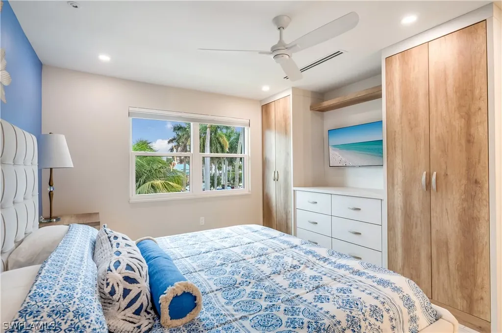 1021 3rd Street S Naples FL 34102